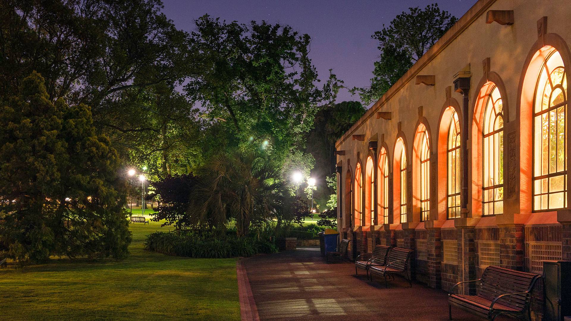 A spectacle designed using the Latitude, Max Mini and custom-made candle luminaries, working together to create seamless colour washes throughout the interior and exterior of the building.