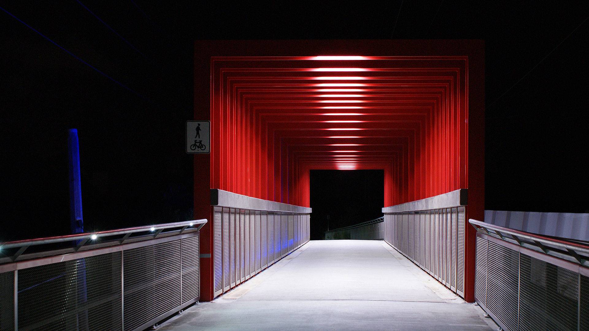 Discreet strip illumination to Manningham Bridge in Melbourne.