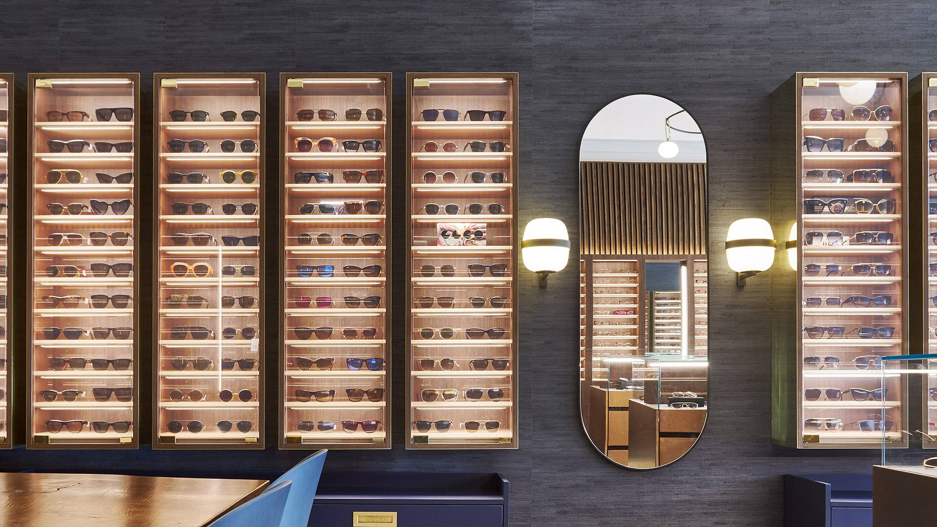 This stunning retail lighting design at Specialeyes Cottesloe features the ultra-compact Slim strip.