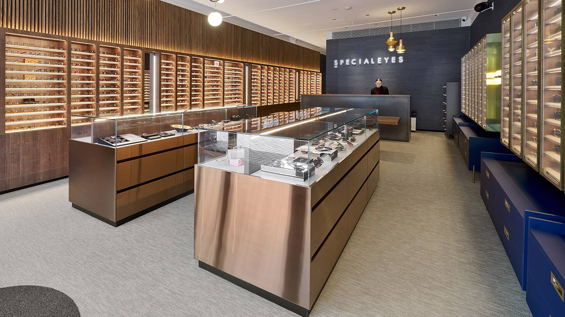 This stunning retail lighting design at Specialeyes Cottesloe features the ultra-compact Slim strip.