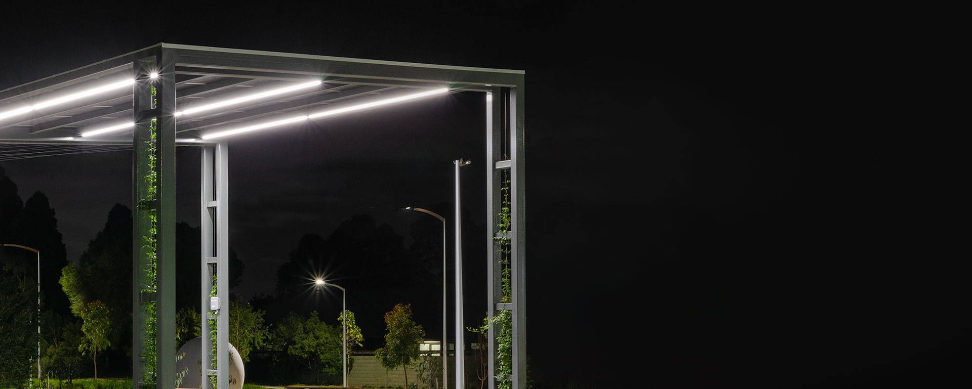 Electro IP is offered in various configurations, and uniform glow, a completely uniform diffuser with no visible scalloping on the diffuser or the illuminated surface.