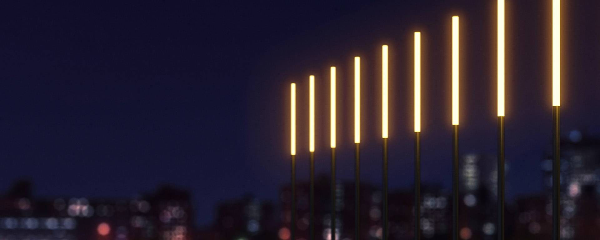 Available in a range of heights and colour temperatures, this striking marker light can provide the sculptural effect and atmosphere you choose, punctuating outdoor spaces with a seamless warm glow or pillars of clear white.