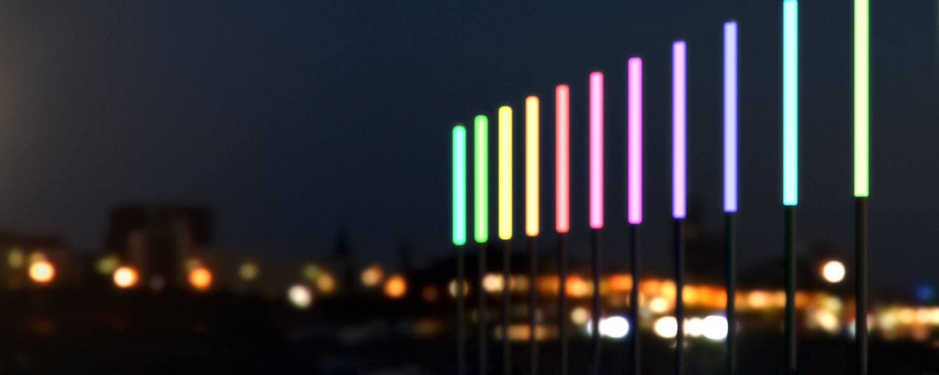Lonsdale is an RGB pole-top column luminaire that offers a range of dynamic colours enabling the user to create colourful sequences out of a 16.58 million colour range.
