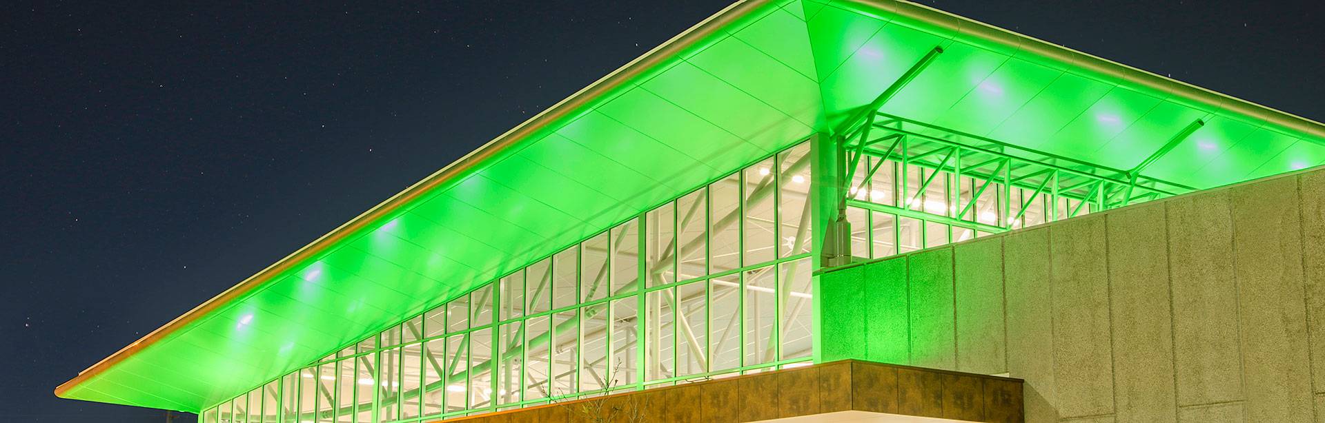 Max Mini is a medium-power luminaire with precision optics - available in a range of colour temperatures.