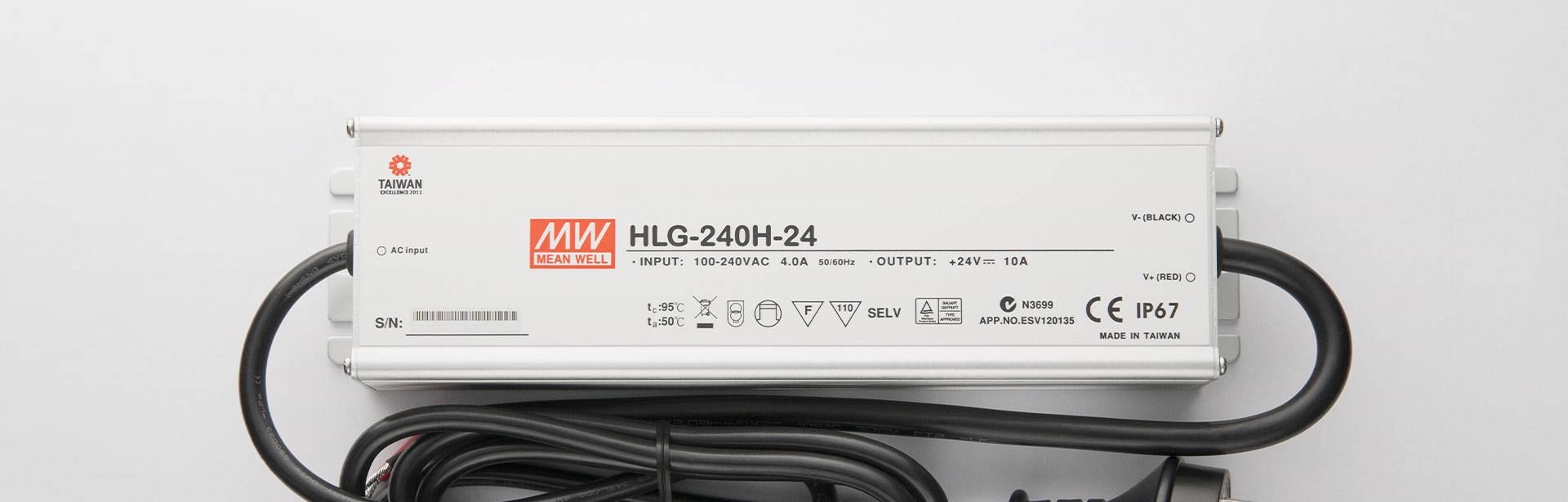 90 – 305VAC input, built-in active PFC function
Metal case, IP67 / IP65 design for indoor or outdoor installations
Function options:
output adjustable via potentiometer; 3 in 1 dimming (1 ~ 10VDC or 10V PWM signal or resistance); timer dimming