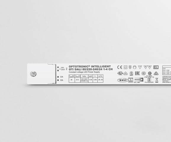Intelligent power matching thanks to Smart Power Supply
Slim form factor for mounting on the cove or in linear luminaires
Minimised flicker thanks to high PWM frequency