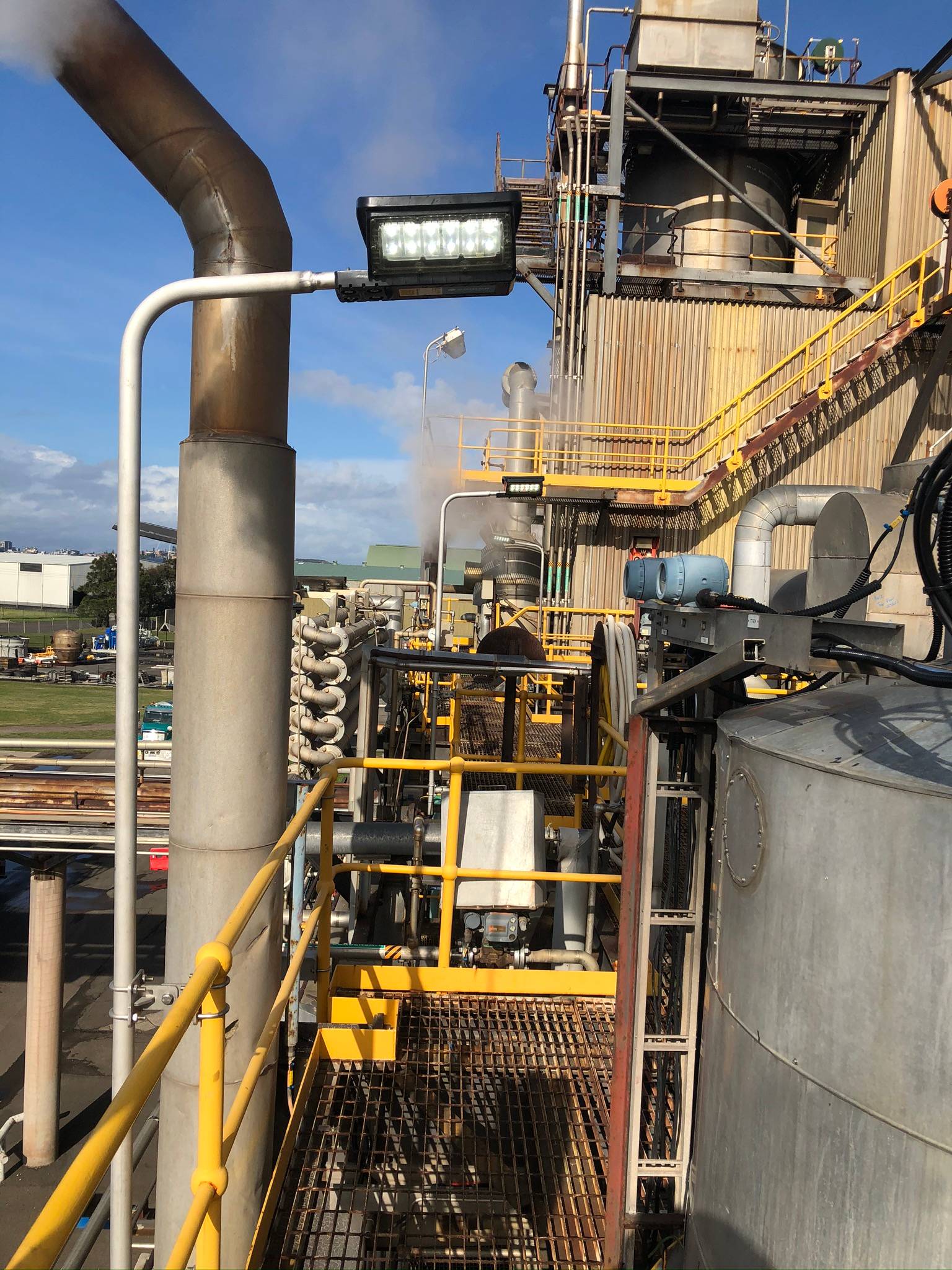 Coolon DLKs fit right in on this ammonium nitrate plant.