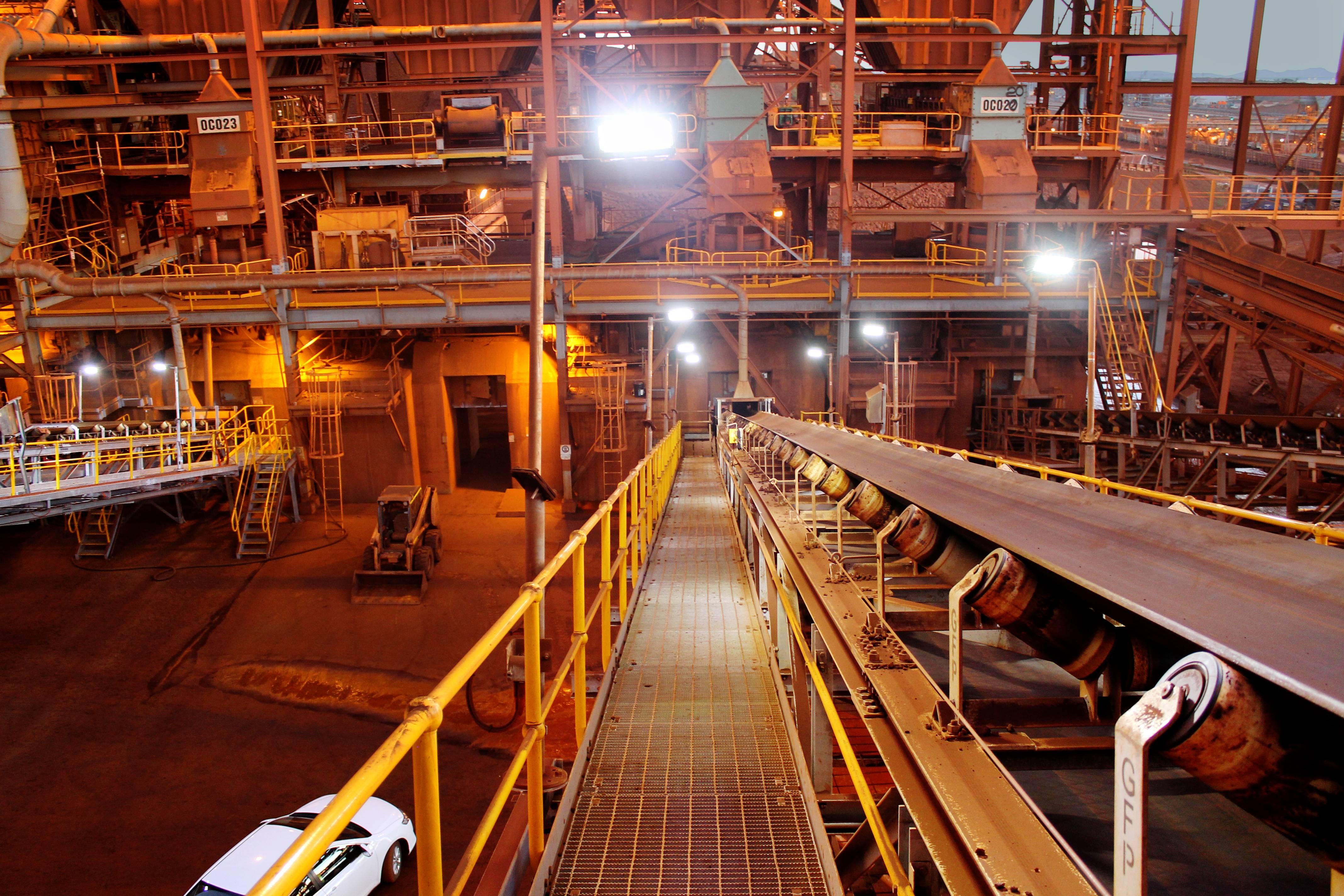 Coolon DLKs light up a major conveyor belt on a port facility near Karratha.