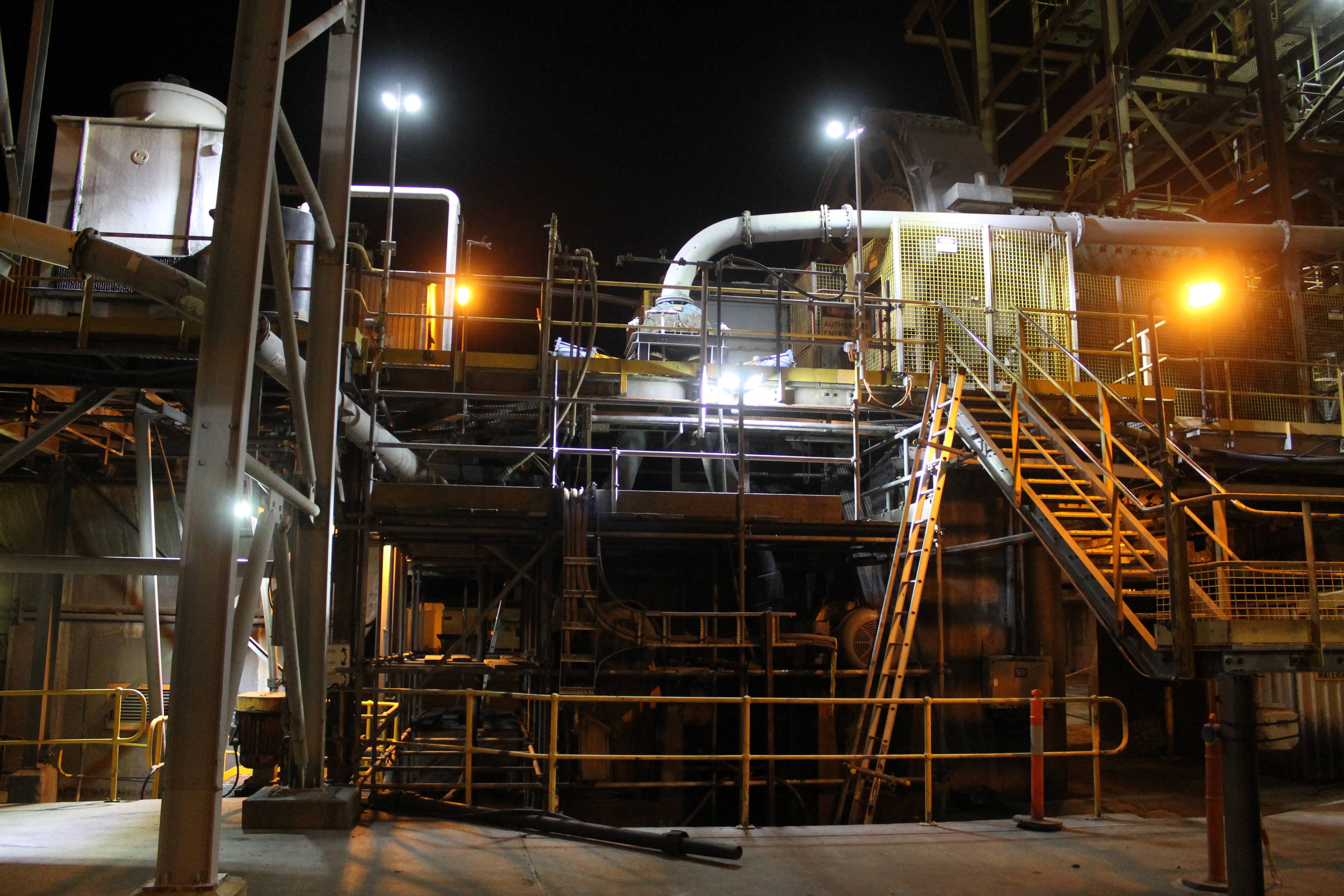 Coolon DLK, DLK2 and EMDLK2 are illuminating nickel mine facilities in Western Australia. 