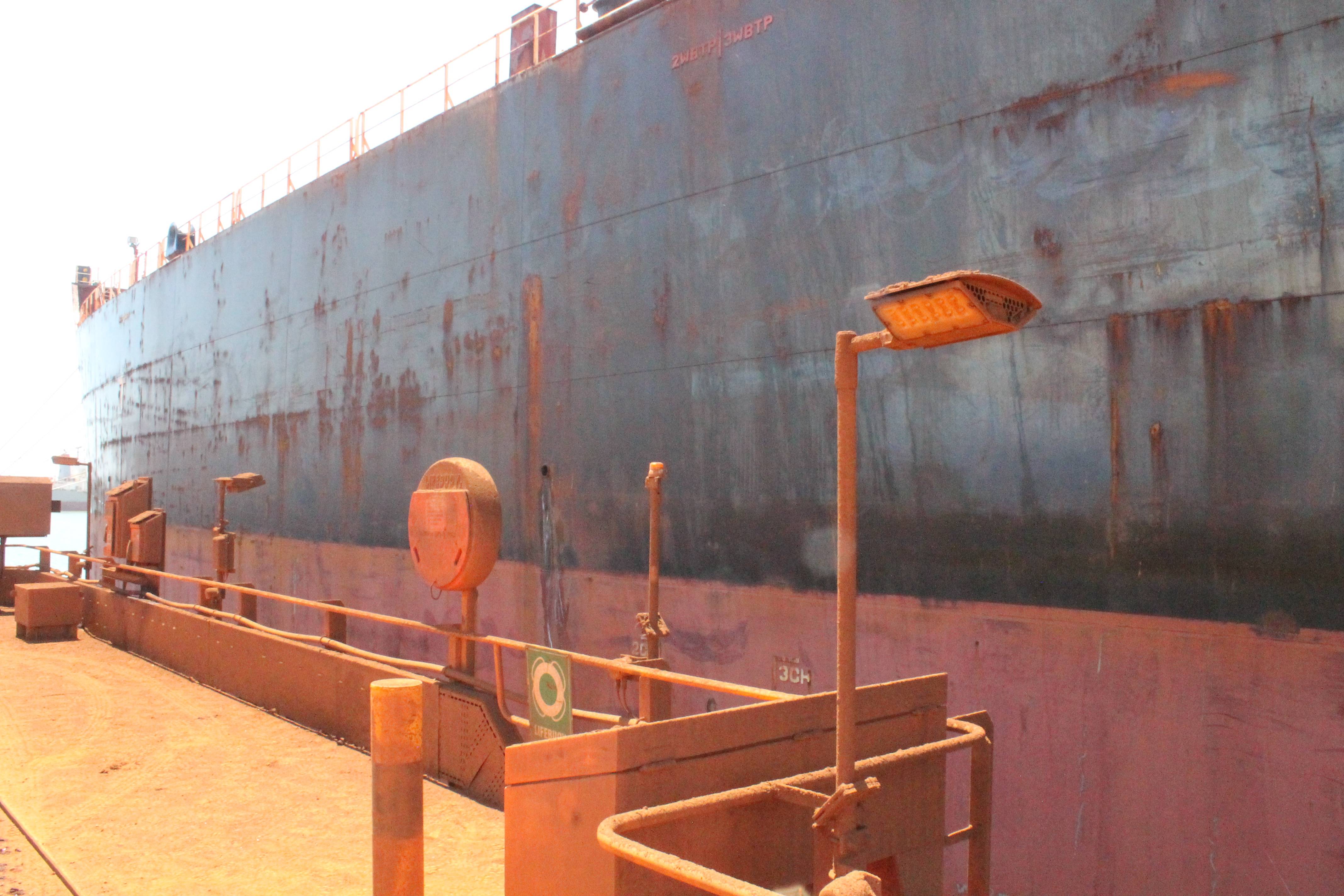 Coolon DLK2 installed on a conveyor in Coastal Pilbara. Close up on a DLK2.