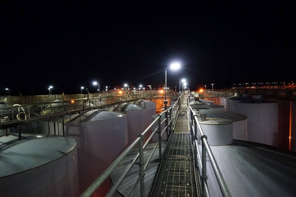 A replacement project updating HPS lights to Coolon DLKs on a large winery in Mildura. Bright industrial LED Lighting.
