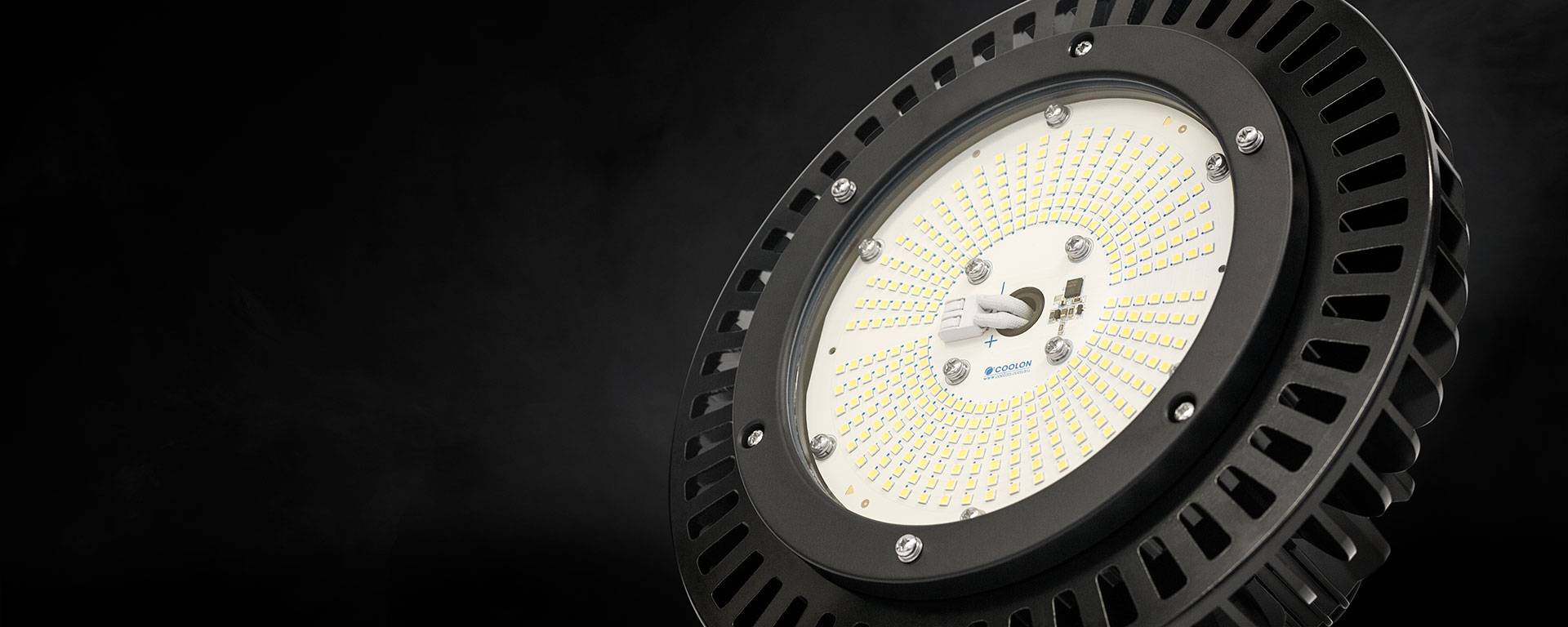 The AZIZ LIGHT™ is an extremely robust industrial LED high bay luminaire that has superior performance due to its tempered glass lens and cold-forged pure aluminium body. Perfect for the processing plant and warehouse applications.