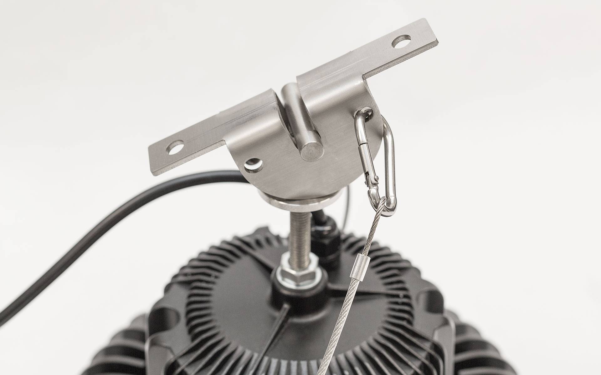 AZIZ LIGHT industrial LED High Bay luminaire in application, closeup on a mounting bracket