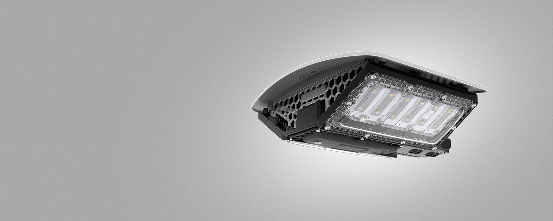 DLK LED conveyor / area light for mining and industrial applications, close up view on the body design